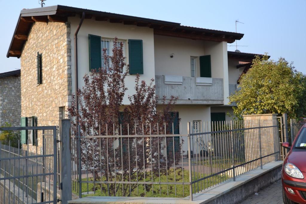 B&B La Petite Maison Puegnago Exterior photo